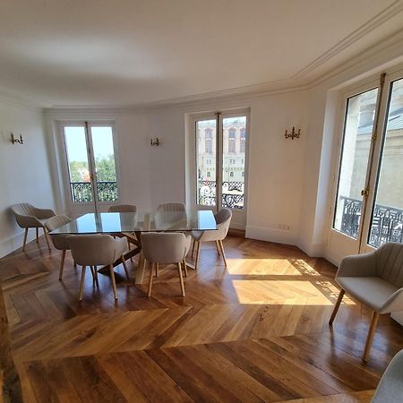 Face Chateau St Germain En Laye, Appartement 4 A 6 Personnes, 23 Min De Paris Champs-Elysees Saint-Germain-en-Laye Eksteriør billede