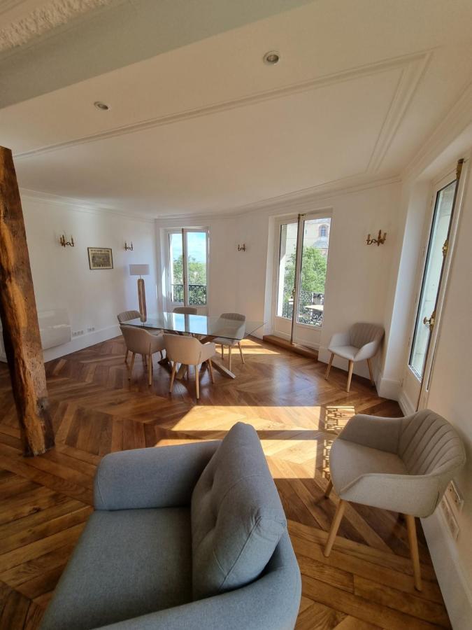 Face Chateau St Germain En Laye, Appartement 4 A 6 Personnes, 23 Min De Paris Champs-Elysees Saint-Germain-en-Laye Eksteriør billede